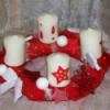 Adventi koszor fehr piros sznekben Otthon lakberendezs Dekorci nnepi dekorci Gyertya mcses gyertyatart Virgkts Adventi koszor fehr piros sznekben szalmakoszor alapra termsekkel szal