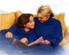 Snuggie ujjas takar Kint szpen st a nap pont mint nyron de a hmrsklet mr meg sem kzelti a 30 fokot Pedig milyen j ilyenkor kilni a teraszra vagy a kertbe egy kis beszlgetsre vagy csak f