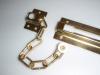 Biztonsgi lncos ajtzr Tulajdonsgok Anyaga rz Mret 25 mm s 85 mm Szlessg 40 mm
