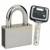 Mul T Lock C 13 MT5 biztonsgi lakat robosztus masszv kialakts lakat kzel 13 mm es kengyeltmrvel acl bortssal s az egyik legbiztonsgosabb MT5 zrszerkezettel Specilisan edzett br