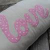 LOVE prna pink trkiz Baba mama gyerek Gyerekszoba Falvd takar Baba mama kellk Egyszer formj pihe puha tapints divatos visszafogott sznekbl ll prna minden s Meska