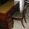 Chesterfield kapitny szk s egy rasztal