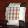 Patchwork prna Dekorci Otthon lakberendezs Lakstextil Patchwork foltvarrs Patchwork technikval kszlt 36x36cm es dszprna Klnbz szn pamutvszon anyagokbl varrtam  Meska