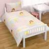 Ngy rszes ovis mret gynem garnitra Paplan s paplanhuzat mrete 120x 150 cm Prna s prnahuzat mrete 42x62 cm Huzat anyaga 48 pamut 52 poliszter Paplan s prna