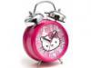 A Hello Kitty bresztra s karra szett lersa bredj egytt Hello Kitty vel A vilgszerte ismert kis mesefigura most az bresztrn tnik fel s dszti vele a szobd A klasszikus vekkeren kvl 