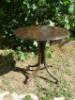 Thonet kerek asztal Tmr bkk kemnyfa tetlap s lbak Mretei 60cm tmrj 60cm magas ra 26 000