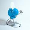 Kompakt usb elemes ventiltor htsd le magad Retro usb ventiltor Htsd le magad A legjabb kompakt extracsendes asztali ventiltor segtsgvel Retro forma hatalmas gumilaptokkal s ers motorral am