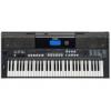 Yamaha PSR E433 ksrautomatiks szintetiztor 61 billentsrzkeny billenty 731 hangszn 186 stlus sztereo hangzsok 6 svos sequencer vals idej szablyzk az