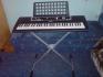 Yamaha YPT 210 szintetiztor 61 norml mretu billentyu 32x polifnia 375 hangszer hangszne s 100