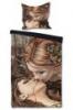 A Victoria Francs gynem szett 135x200 cm lersa Kivl minsg gynem szett Victoria Francs mveivel A paplan huzat mrete 135x200 cm a prna huzat mrete 80x80 cm Anyaga 100 pamut