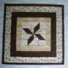 Csillagos patchwork tert 40x40cm Otthon lakberendezs Lakstextil Patchwork foltvarrs Patchwork technikval kszlt gppel tztt Mrete 40x40cm Anyaga vszon Htulja barna vszon Meska