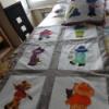 Yippiyayee az reg bartom Overall Bill Baba mama gyerek Baba mama kellk Gyerekszoba Falvd takar Patchwork foltvarrs A Bartnk foltvarrssal kislnyok szmra kszlt gynemgarnitura kisfi pr