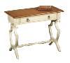 Kis asztal Shabby Chic stlusban Tmr fa kivitel koptatott fehr sznben fikos megoldssal Praktikus trolbtor Kopott elnytt sikk elegancia Lgy vonalvezets vi