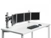 A 4 monitor egy sorban is elhelyezhet a knnyebb ttekinthetsg rdekben Ez a monitortart szett 2 db rasztal peremhez rgzthet TSS 445 mm es tartoszlopbl 1 db Slatwall elembl 2 db TSS III 