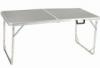Nagy mret sszecsukhat kemping asztal nyolc szemlyre alluminiumbl Nyitva 152x76x71 cm sszecsukott verzi 76x76x8 cm Max terhels 80 kg Merevtett lbakkal van elltva a jobb stabilitsrt Slya 