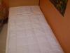 Gyerek gynem garnitra ovis mretben antiallergn mszl tltet vkony paplan s lapos prna fehr bortssal Paplan mrete 90 x 130 cm prna mrete 38x48 cm Mindkett kmletes mosssal 40 fokon m