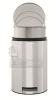 12 literes pedlos szemetes fm vdrrel Brilliant Steel Konyhnk elegns rsze lehet a Brabantia
