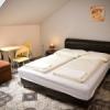 2 emeleten tallhat csendes tettri lgkondis teakonyhs tusols frdszobs 3 4fre is kiadhat szoba Az apartmanba egy franciagy egy kihzhats franciagy mret kanap TV Lgkondi tallhat Tov