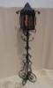 Kerti lllmpa 1900 krli kovcsoltvas kerti lllmpa Mret 123 24 24 cm Garden standing lamp c 1900 Wrought iron Size 123 24 24 cm