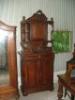 Bcsibarokk tlal Dsan faragott tlal Difurnros tmr di faragsokkal Eredeti hinytalan rz veretekkel eredeti kulccsal Mretei 106x55 x 232cm magas 415