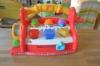 Elad egy zenl Fisher Price kszsgfejleszt jtk mely a gombok lenyomsra magyar nyelven nekel szmol villog a fejecsk