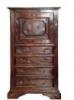 A XVIII szzad divatjt megidz Venzia komd tmr antikolt gerfbl kszlt 91x48x 160 cm
